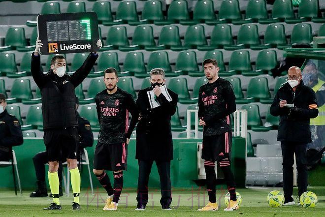 皇马标王复出无状态 291天都在休息!仍受齐祖青睐